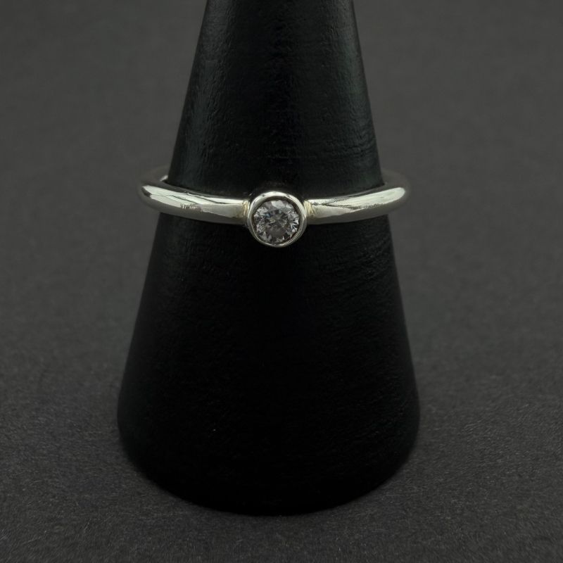 Sølvring med 2mm cubic zirconia